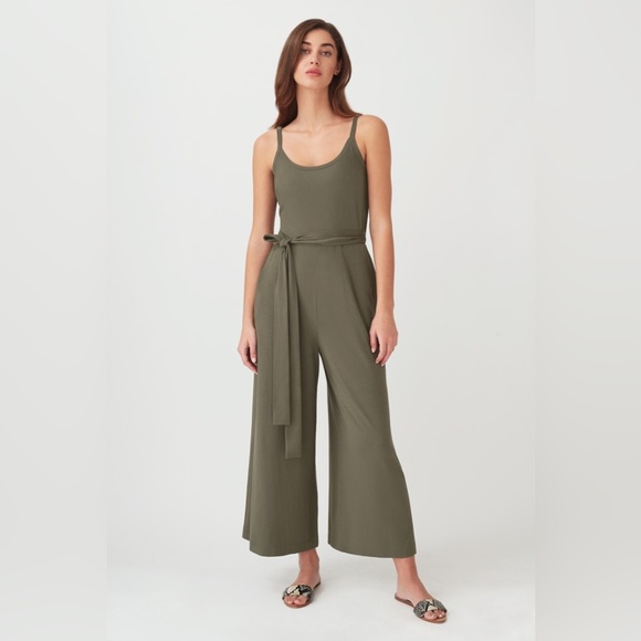 Cuyana Olive Green V-back Jumpsuit. Women's Size Small. - Picture 1 of 5